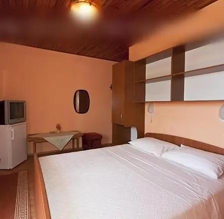 In With Sea View, Balcony, Air Conditioning, Wifi 3674-5